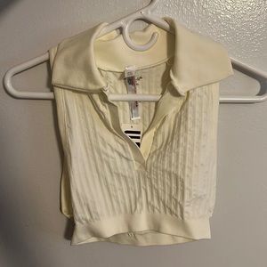 Very cute, more off white, cropped top with collar! New with tags!